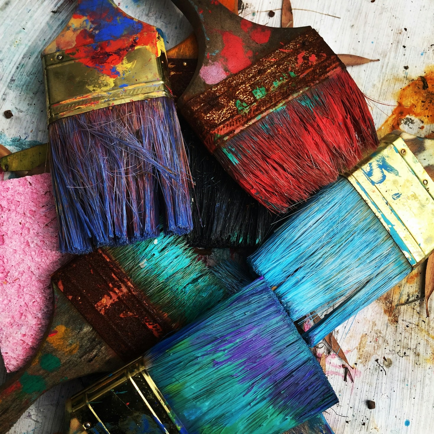 How Multimedia Enhances Artistic Expression